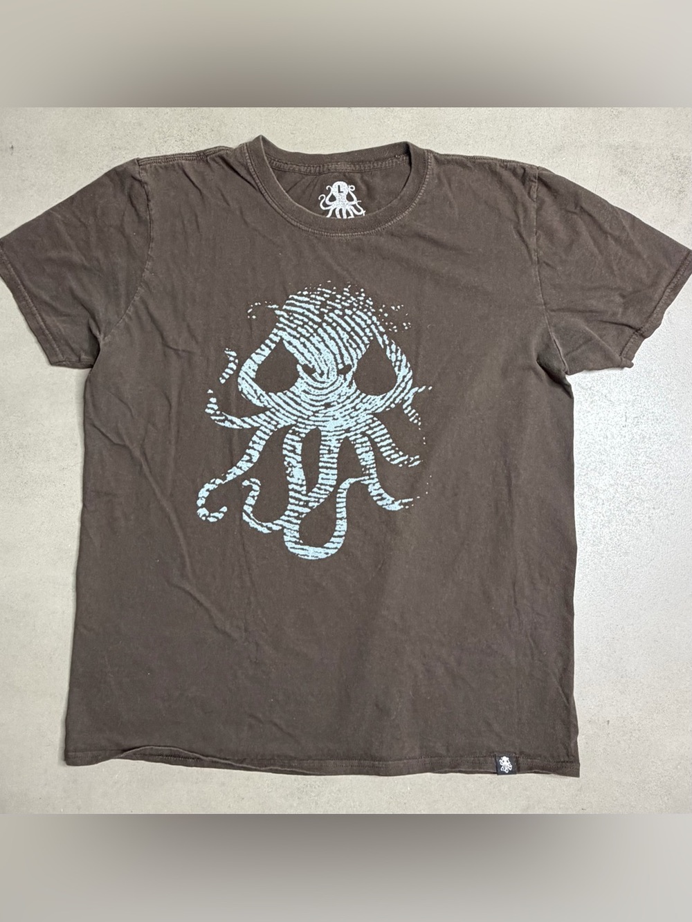 Hi My Name Is Mark Brown Octopus Finger Print Graphic T-Shirt - L